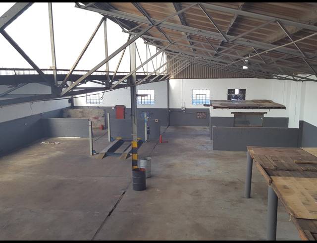 736M² FACTORY TO LET IN BELLVILLE CENTRAL